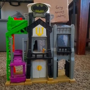 Imaginext batman lair